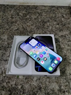 Iphone16 pro max 256gb excellent condition