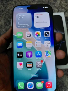 Iphone16 pro max 256gb excellent condition