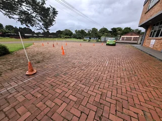 AUTOMATIC DRIVING LESSONS