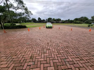 AUTOMATIC DRIVING LESSONS