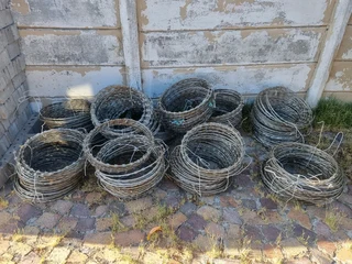 Stainless steel barbwire