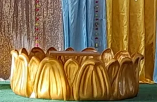 Hurdee Lotus Urli and Stool for hire