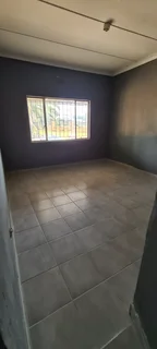 Flats to let in Wolmaranstad R1800