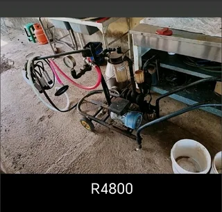 Trolley milker (Milk machine Alfa laval) and Milk Stanchion