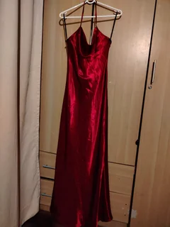 Dresses - Formal / Evening Wear