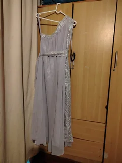 Dresses - Formal / Evening Wear