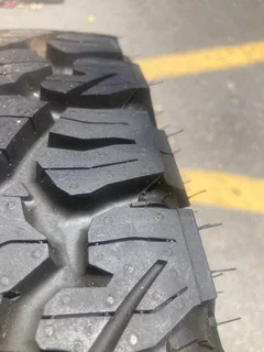 BF Goodrich KO 2 tyre