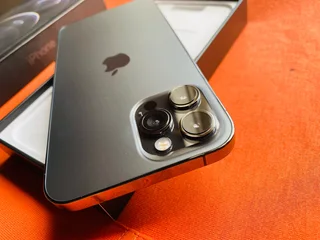 APPLE IPHONE 12 PRO MAX BRAND NEW MINT CONDITION WITH BOX