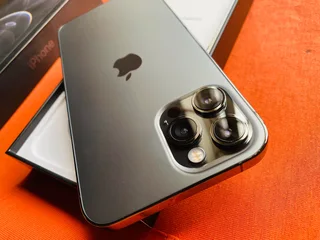 APPLE IPHONE 12 PRO MAX BRAND NEW MINT CONDITION WITH BOX