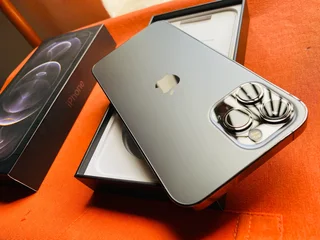 APPLE IPHONE 12 PRO MAX BRAND NEW MINT CONDITION WITH BOX