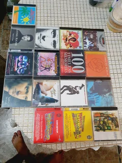TOP CDS  ALL ORIGINAL HOLD LOT