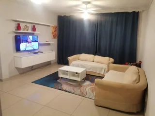 Room available in a 3 bedroom apartment