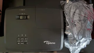 Optoma DX327 Projector