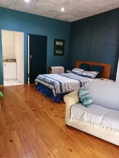 Lovely  bedsitter in Selborne