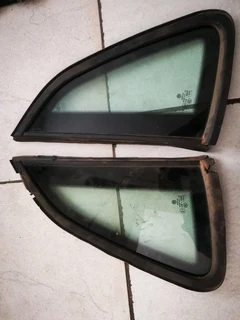 Polo8Rear quarter light, left&amp;right from a Volkswagen Polo Used