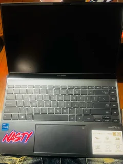 Asus Zenbook 14 Laptop