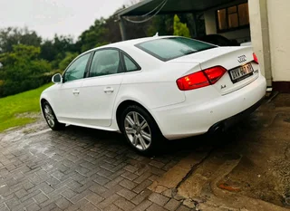 Audi A4.