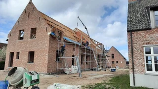 Building contractor, Roofing contractors,Home renovations..!