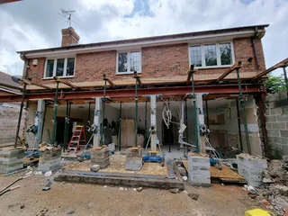 Building contractor, Roofing contractors,Home renovations..!