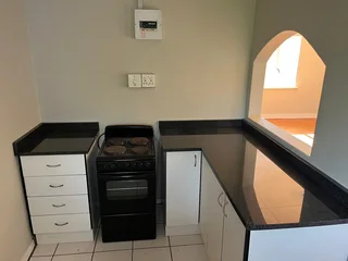 2 Bedroom Flat Rental College Road, Pelham (PmbRight next to the New Astrol Garage &amp; Pick n Pay