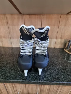 CCM Tacks AS570 Ice skates (Size 10-11) Used once - Brand new with box