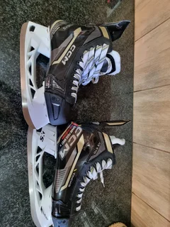 CCM Tacks AS570 Ice skates (Size 10-11) Used once - Brand new with box