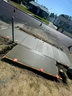 Casting of concrete and powerfloating