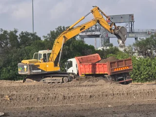 10 Cube Tipper Trucks,  30 Tonne Tipper Trucks, 6 Cube Tipper Trucks,