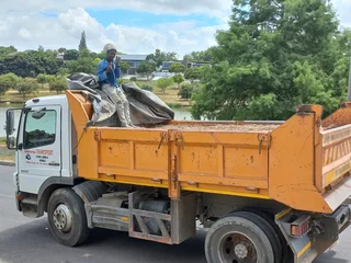 Building Rubble Removal, Tipper Truck Hire,  Sand and Stone delivery Cape Town