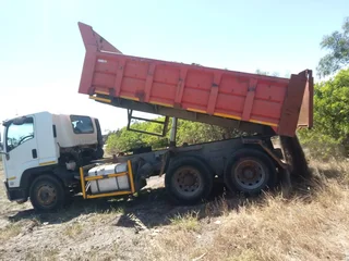 Building Rubble Removal, Tipper Truck Hire,  Sand and Stone delivery Cape Town