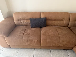 La-Z Boy - L-Shape Couch