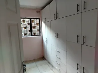 Outbuilding to Rent (Unit 7)