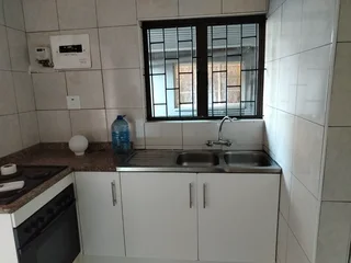 Outbuilding to Rent (Unit 7)