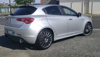 2012 Alfa Romeo Giulietta Quad Verde