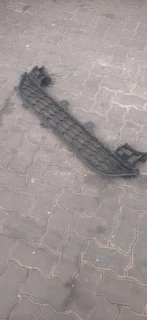 Mahindra XUV 100 2019-2023 model bumper grill please contact lucas on 0843018577