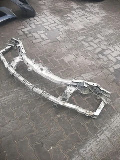 Ford focus 2013 model craddle please contact lucas on 0843018577