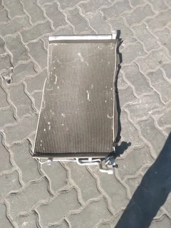 Hyundai elantra 2017-2022 model aircon radiator please contact Lucas 0843018577