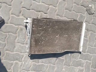 Hyundai elantra 2017-2022 model aircon radiator please contact Lucas 0843018577