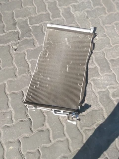 Hyundai elantra 2017-2022 model aircon radiator please contact Lucas 0843018577