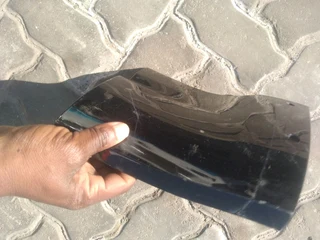 Landrover Defender right side skirt sill please contact Lucas on 0843018577