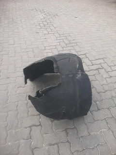 Audi A6 2017-2022 model left front fender liner please contact lucas on 0843018577