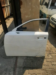 Toyota lexus is300 left front door please contact lucas on 0843018577