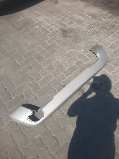 Reanult Duster 2018-2023 model rear bumper spoiler please contact lucas on 0843018577