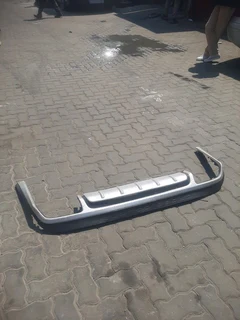 Volvo V40 cross country rear lower spoiler please contact lucas on 0843018577