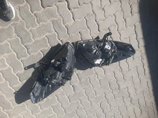 Hyundai H1 bus headlights please contact lucas on 0843018577