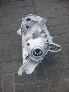 Isuzu D Mux left headlight please contact lucas on 0843018577