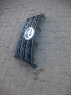 Toyota Fortuner GD6 front grill please contact lucas on 0843018577