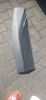 Detour left rear door bidding please contact lucas on 0843018577