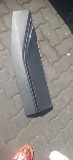 Detour left rear door bidding please contact lucas on 0843018577