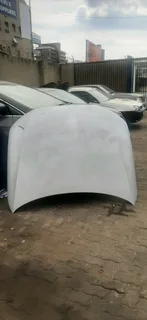 Audi A4 B8 face-lift bonnet please contact lucas on 0843018577